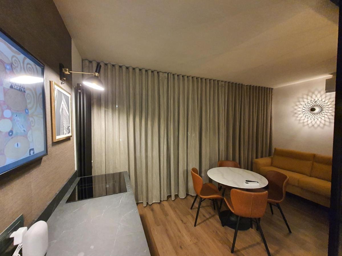 Porta Romana Gold Suite Milão Exterior foto